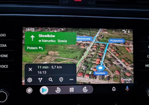 Skoda Superb cena 106899 przebieg: 72000, rok produkcji 2018 z Sosnowiec małe 742